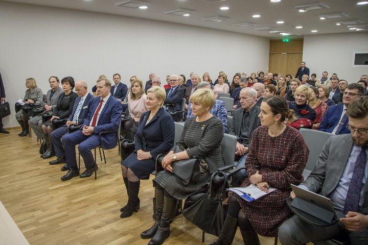LRVK_20190208_0040.jpg
