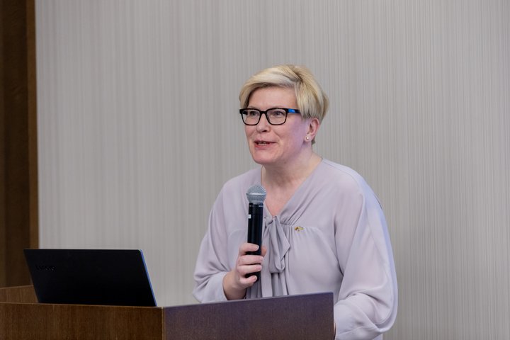 LRVK20220425-2.jpg