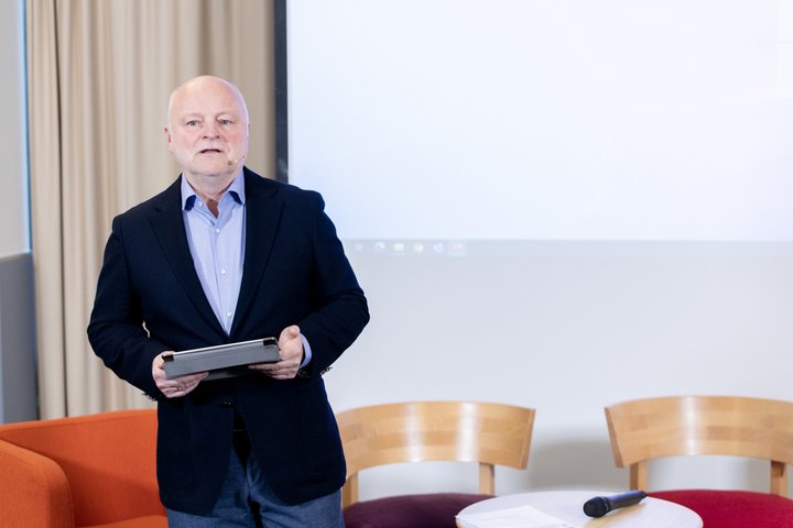20211028_LRVK-2.jpg