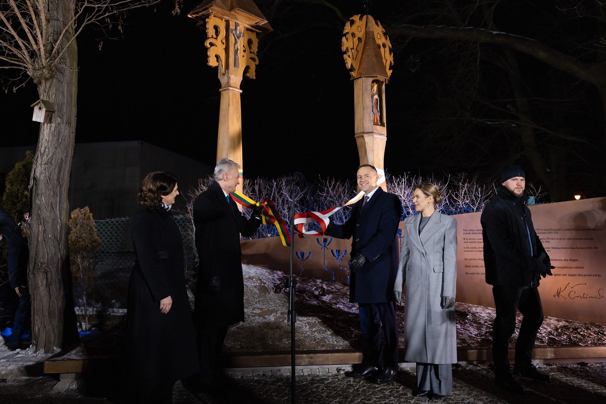 Paminklo Pustelninke atidengimas.jpg